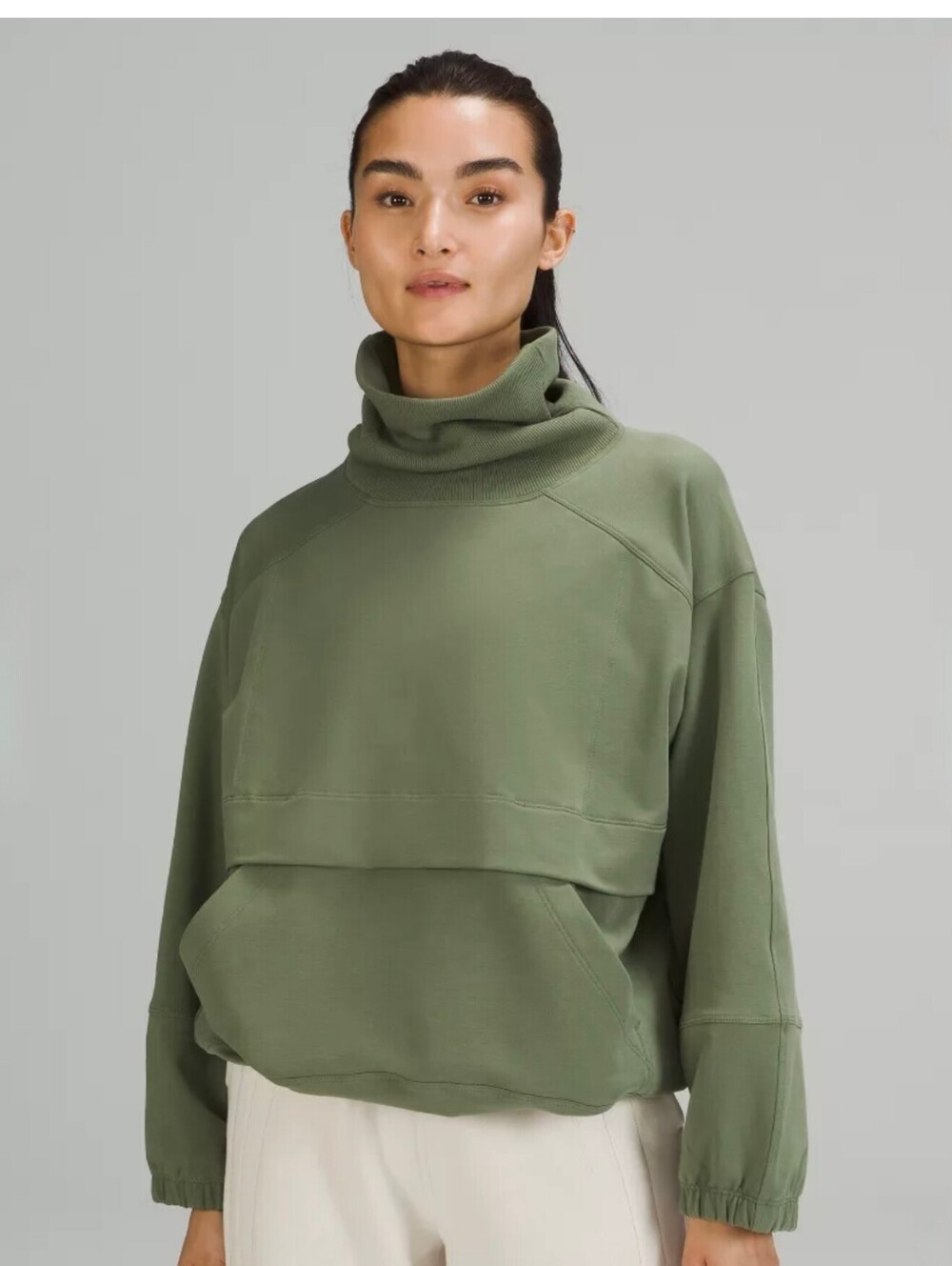 Lululemon LA Packable Pullover-to-Pillow Green Willow M/L - Picture 2 of 10